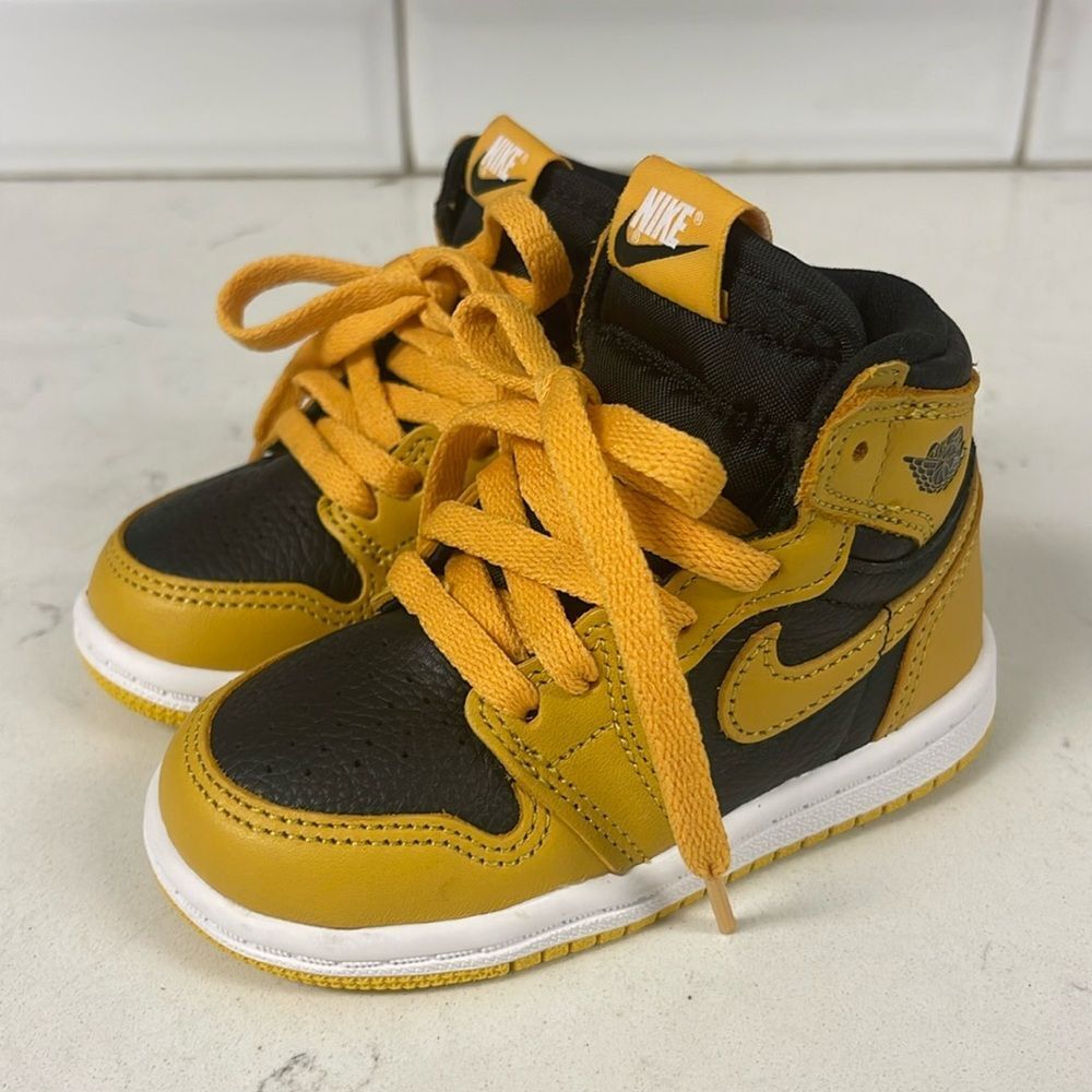 AIR JORDAN 1 RETRO HIGH OG TD
"POLLEN" AQ2665-701 Size 6C